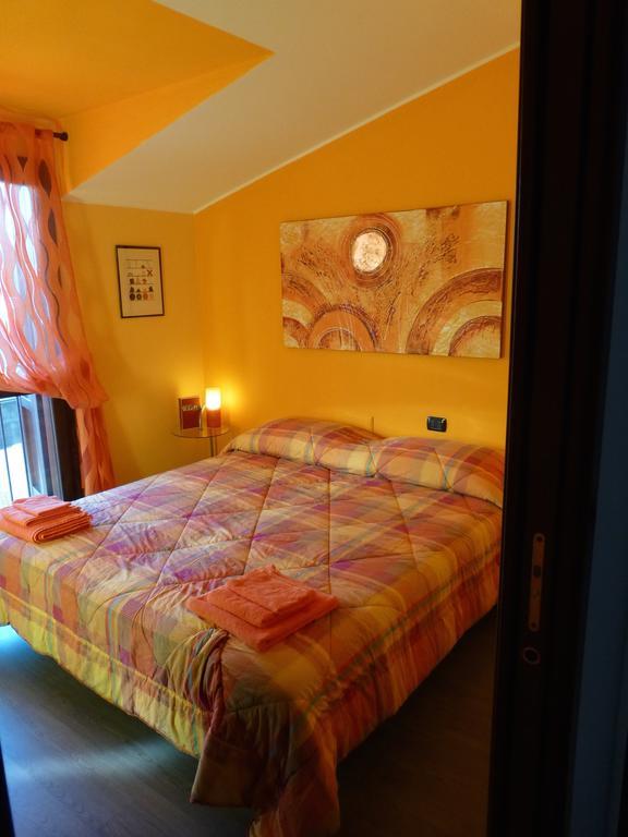 Rutilia22 Bed and Breakfast Μιλάνο Δωμάτιο φωτογραφία