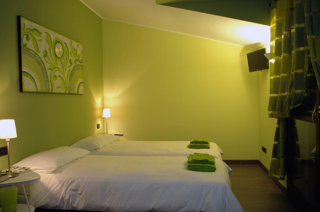 Rutilia22 Bed and Breakfast Μιλάνο Δωμάτιο φωτογραφία